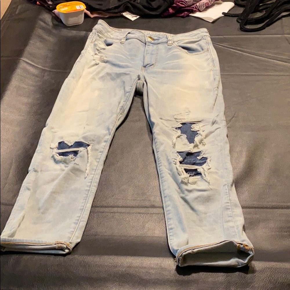 Light wash crop jeans